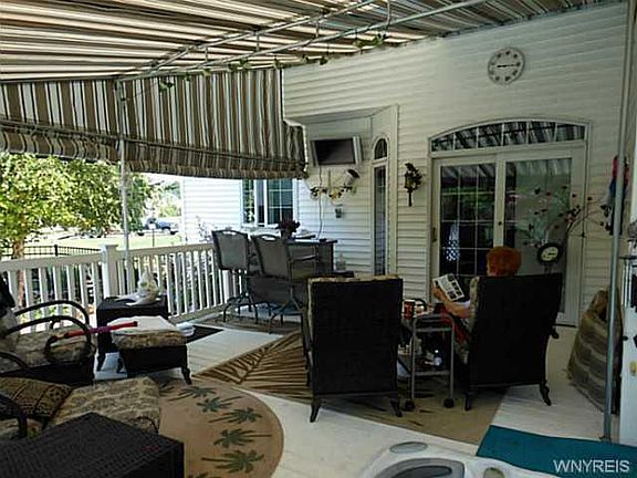 4th image of 10 Norwood Ln
