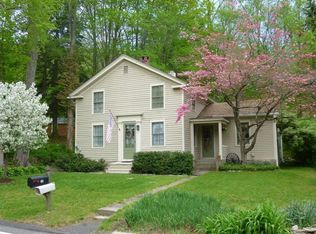 28 Weekeepeemee Rd, Woodbury, CT 06798