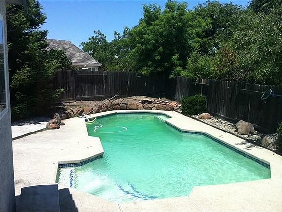 3rd image of 6551 Chesterbrook Dr