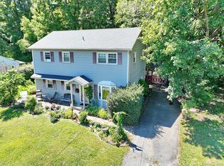 31 N Lexow Ave, Nanuet, NY 10954
