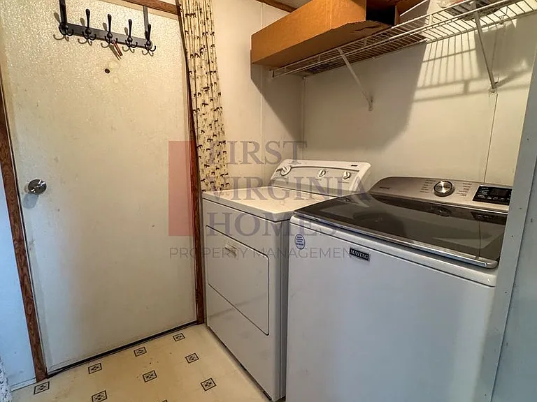 163 Wagner Pl — Photo 7