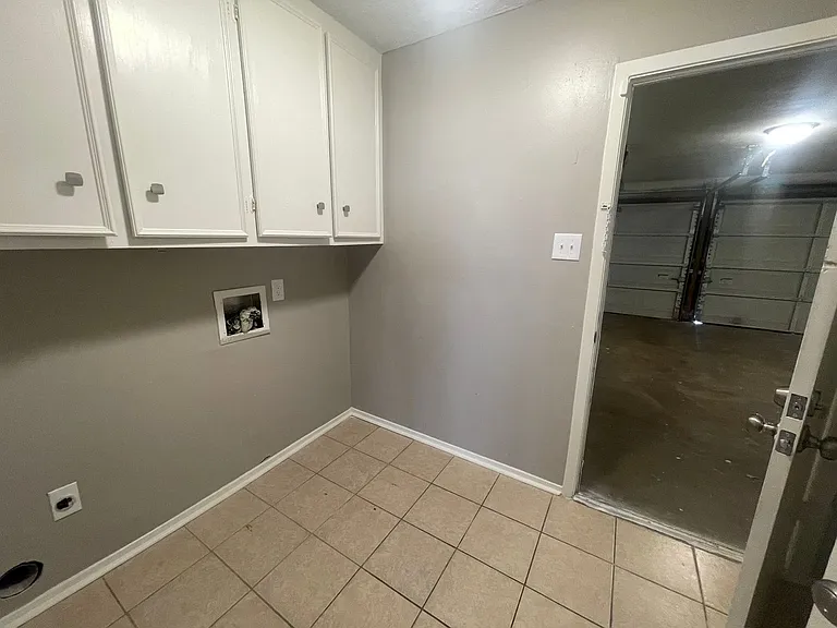 1321 Carnegie Dr — Photo 7