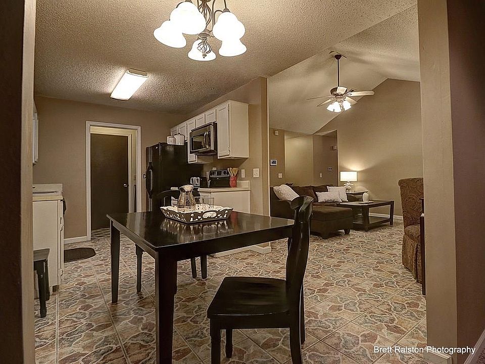 1st image of 2423 W Sunset Dr