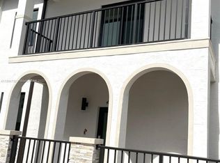 4244 NW 83rd Ave, Doral, FL 33166