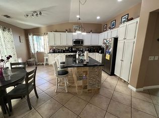 125 Quartz Ln, Perris, CA 92570