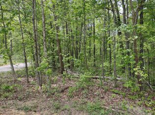 5 Cool Breeze Dr, Pikeville, TN 37367