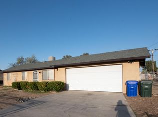 12167 Navajo Rd, Apple Valley, CA 92308