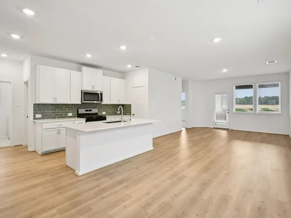 11418 Dark Amethyst Dr, Houston, TX 77048