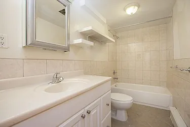 Rented by Space Marketing Shop