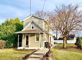 1658 Dennis St, Bethlehem, PA 18020