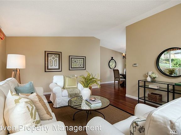 2nd image of 15824 SE 49th St