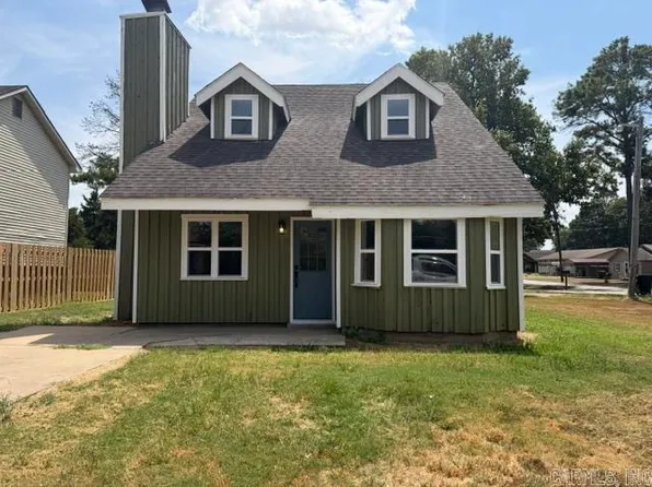 723 W 9th St, De Witt, AR 72042