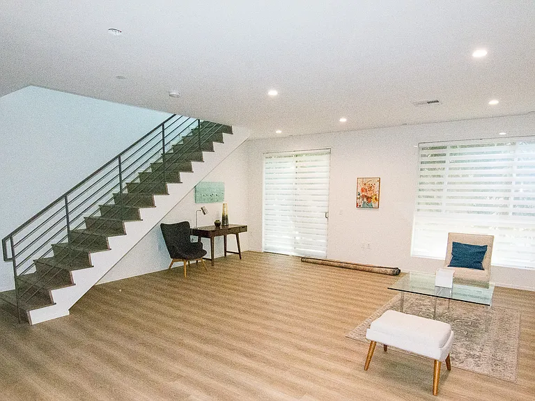 2006 S Corning St #3 — Photo 29