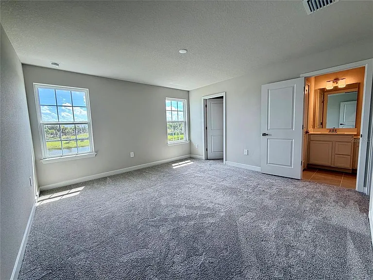 12326 Amber Creek Cir — Photo 28