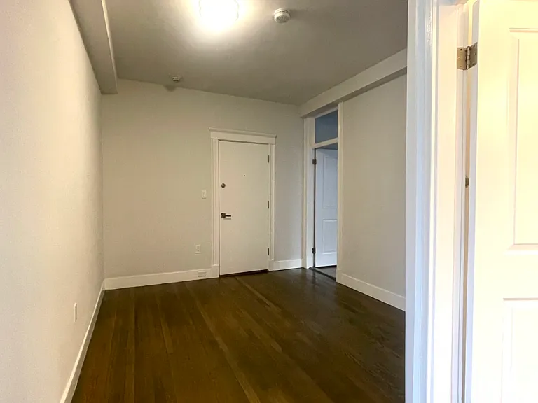 79 Park Dr #6A — Photo 4