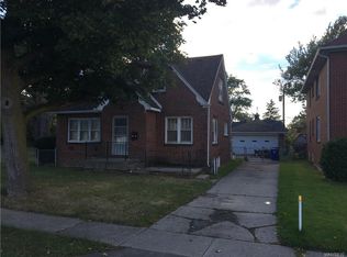 3905 Park Ave, Hamburg, NY 14075