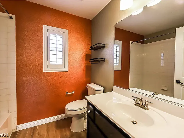 8101 Peach Flare St — Photo 32