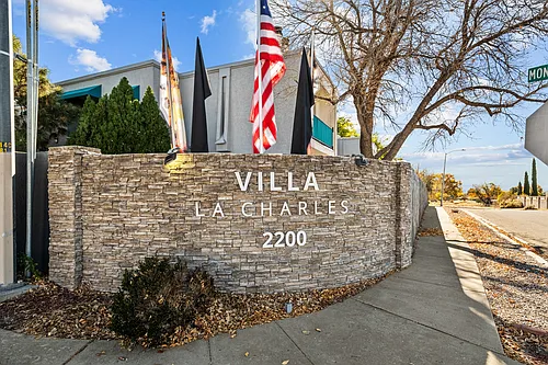 VILLA LA CHARLES Photo 1