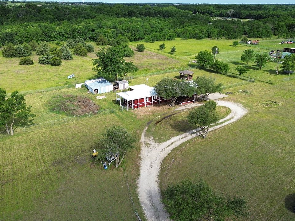 1st image of 204 County Road 2745
