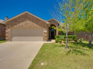 1437 Castlegar Ln, Justin, TX 76247