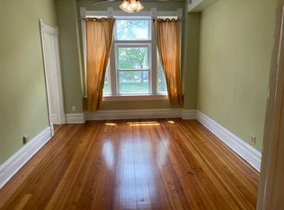 1818 W Rice St APT 2F, Chicago, IL 60622