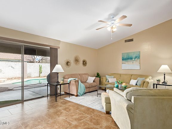 5th image of 10738 E FLORIAN Avenue
