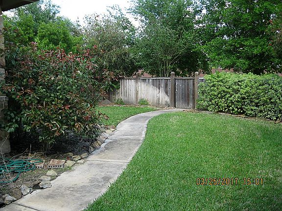 2nd image of 8215 Gran Villa Dr
