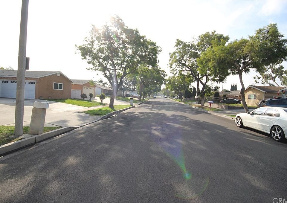 1st image of 710 S Flintridge Dr