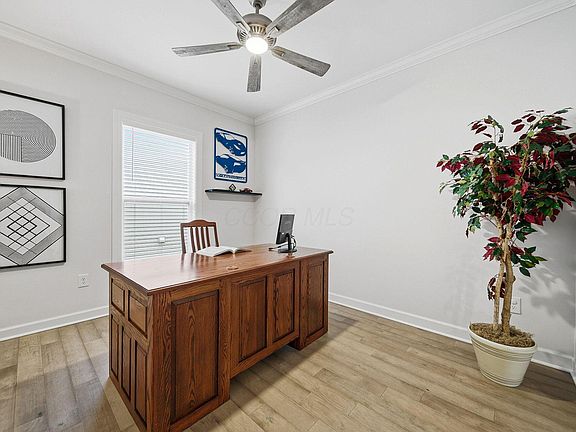 5th image of 7660 Gateway Blvd