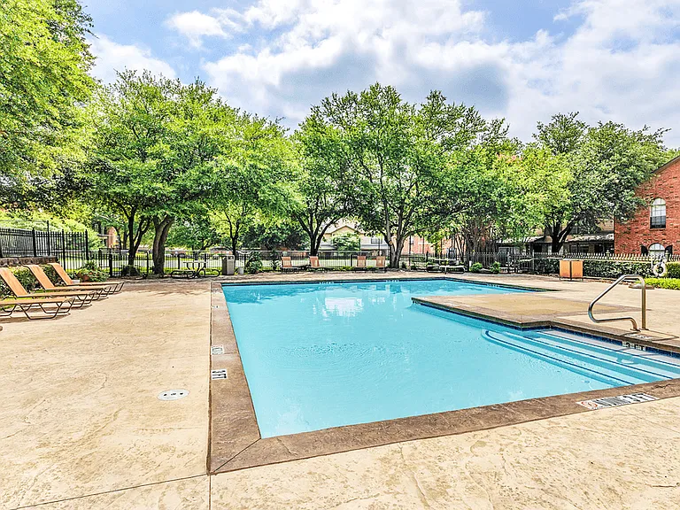 Summers Crossing Apartments — Photo 49
