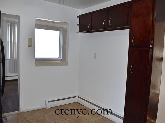 3rd image of 10513 Flatlands 6th St #1