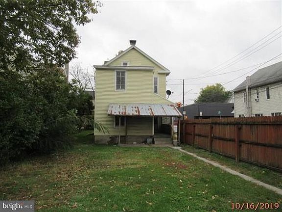 2nd image of 501 N 4th St