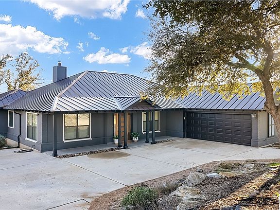 3rd image of 480 River Chase Way