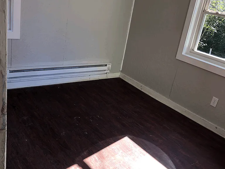 55 Oak St — Photo 2