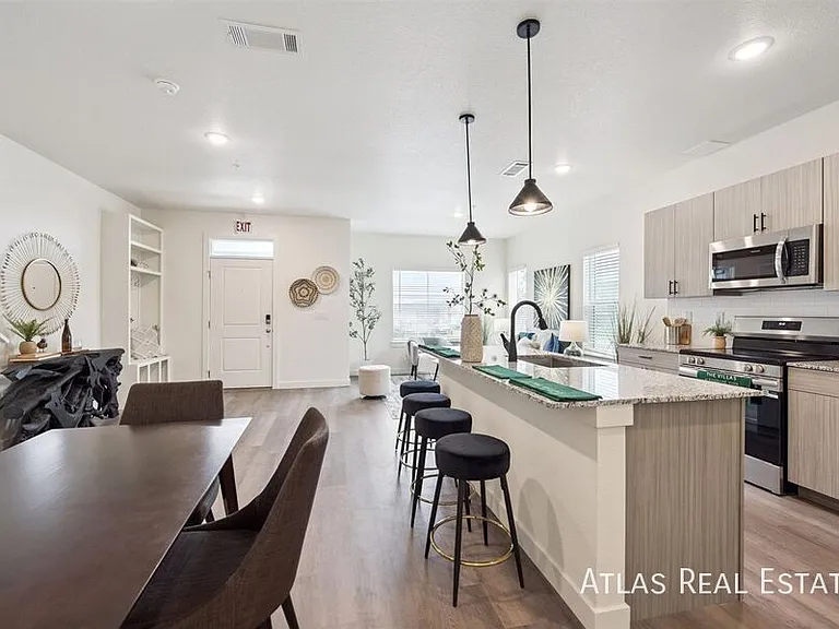 The Villas at Ridgeline Vista — Photo 11