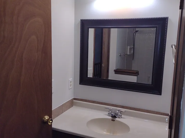 807 Cedar View Ln — Photo 10