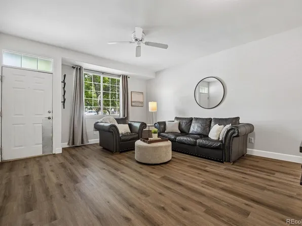 9653 W Chatfield Avenue #B, Littleton, CO 80128