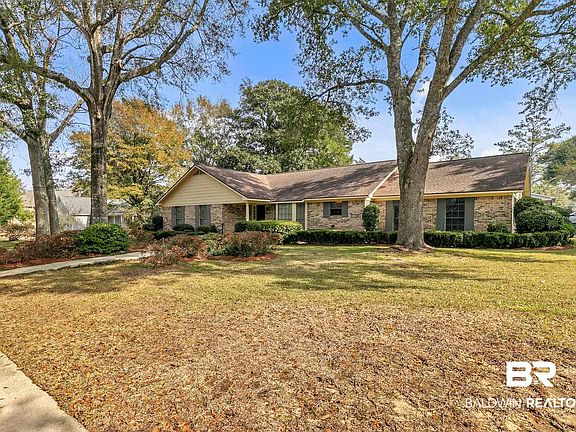 5th image of 502 Cedar Cir