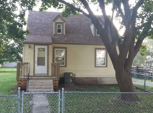 1715 S Coolidge Ave, Mason City, IA 50401