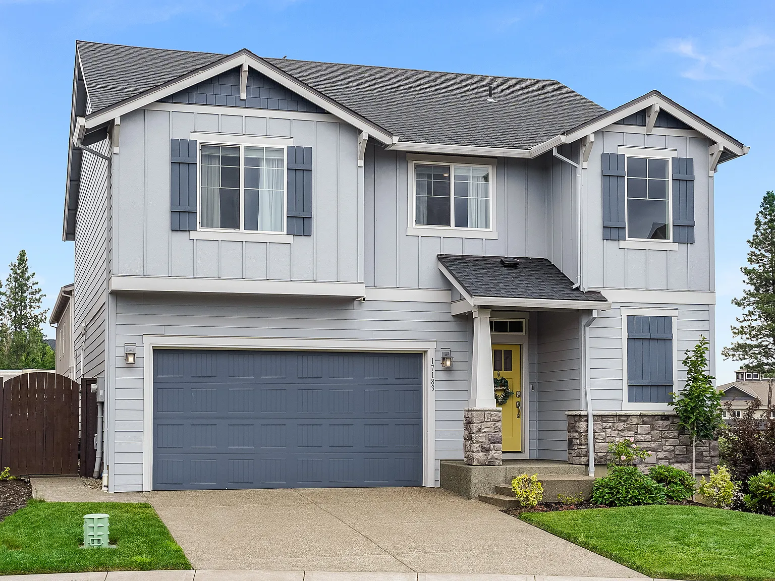 3 bed, 2213 sqft, $3,299 — Photo 3