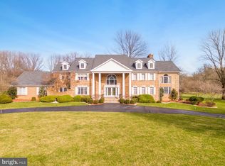 617 Creek Ln, Flourtown, PA 19031