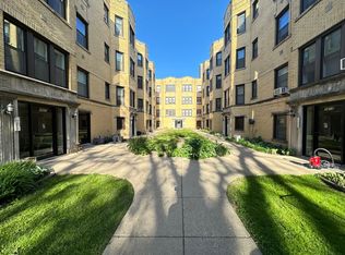 3817 N Greenview Ave #E2, Chicago, IL 60613