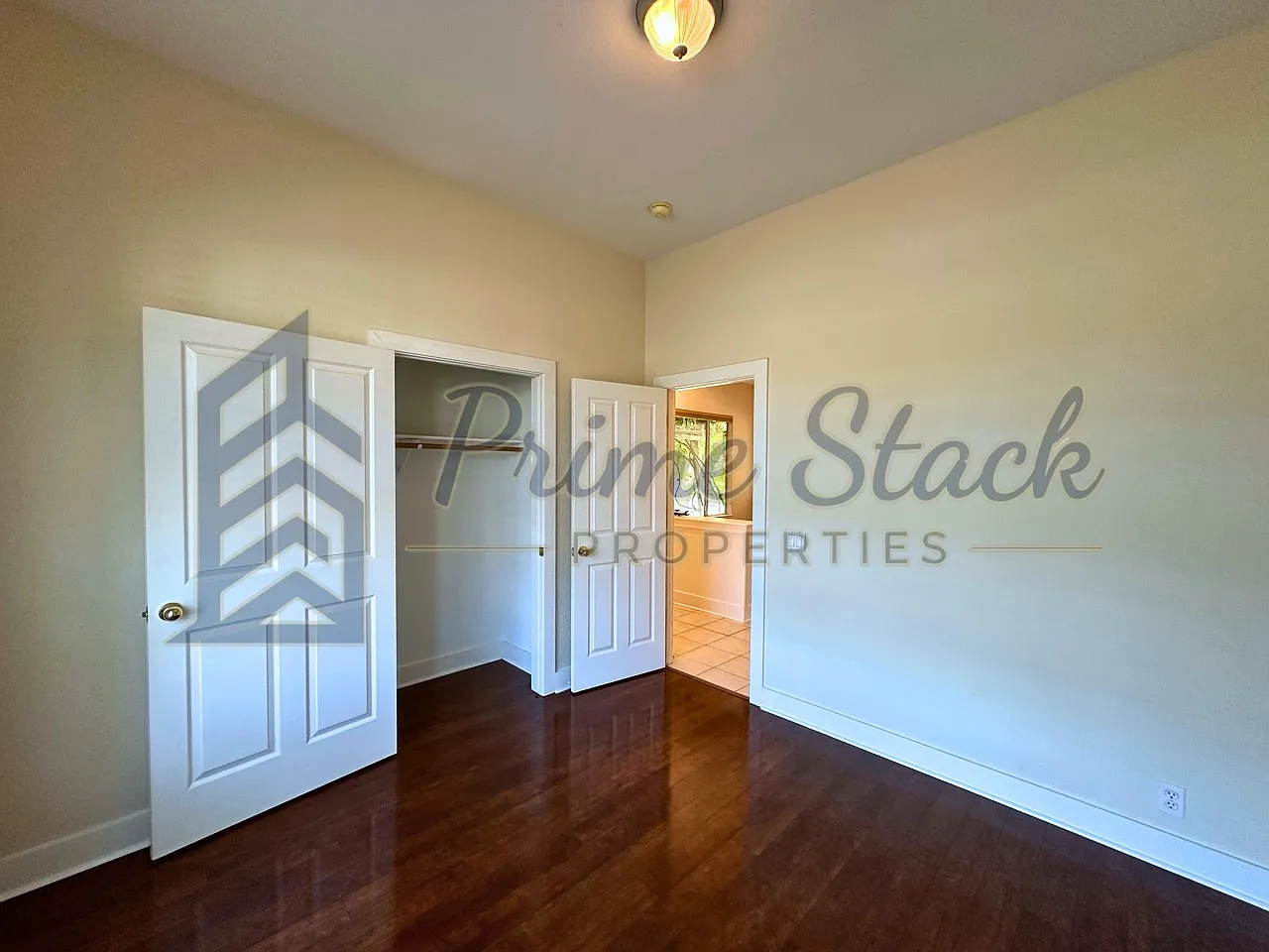 5 bed, 2970 sqft, $6,500 — Photo 4