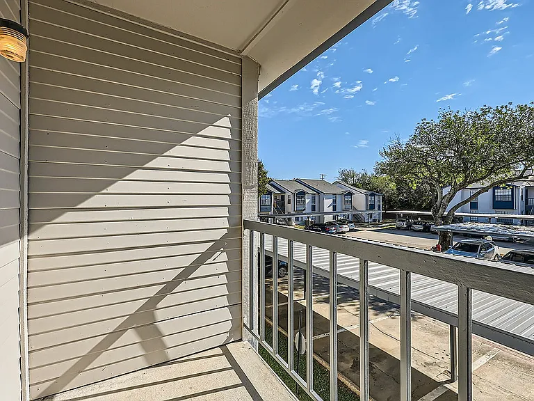 Rise West Arlington — Photo 18