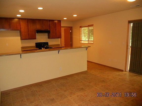 5th image of 33437 38th Ave S