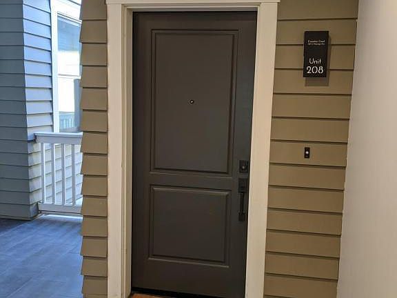 4th image of 387 S Marengo Ave #208