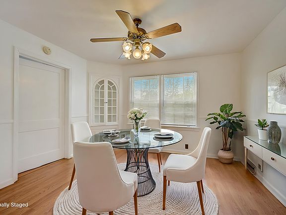 3rd image of 1117 W Ashland Ave