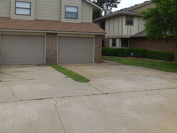 2nd image of 3114 Ridgecrest Ct