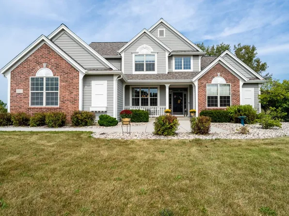 2267 Brookside DRIVE, Jackson, WI 53037