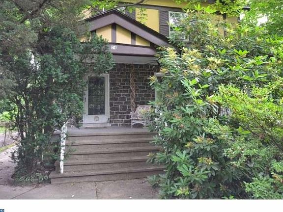 2nd image of 74 E Greenwood Ave